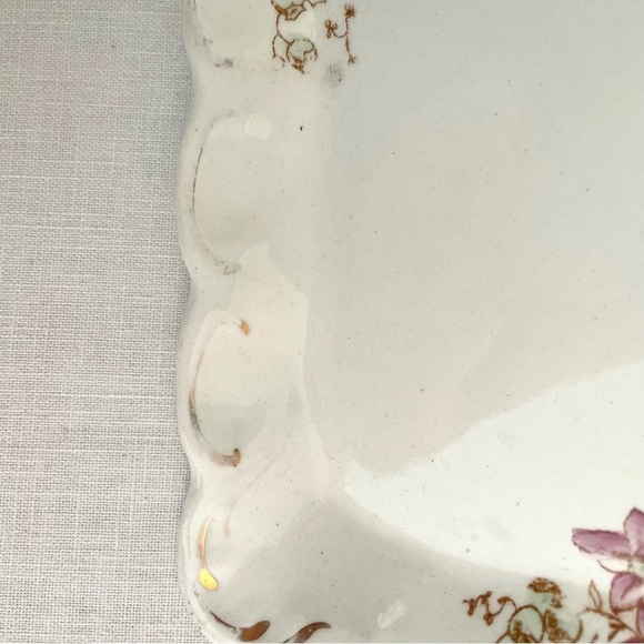 Vintage Warwick Floral Dessert/snack tray, scalloped gold-trimmed edge, 11"x 6" - Picture 9 of 9